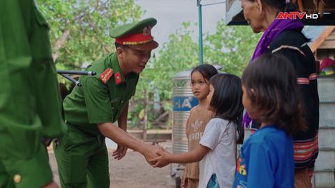 Công an nhân dân vì Đảng, vì dân