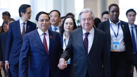 Thủ tướng Phạm Minh Chính và Tổng thư ký Liên hợp quốc Antonio Guterres đồng chủ trì họp báo