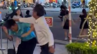 Công an xác minh vụ người đàn ông tấn công tài xế taxi