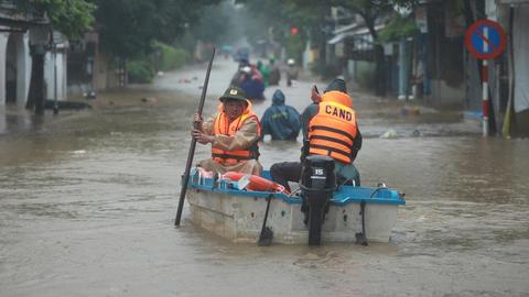 Diễn biến đợt mưa lớn tại miền Trung