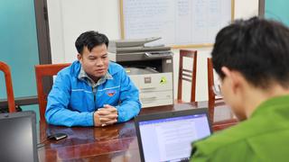 Bắt tạm giam giáo viên làm giả tài liệu của cơ quan, tổ chức