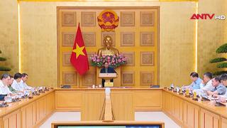 Thủ tướng họp khẩn ứng phó mưa lũ lịch sử ở miền Trung