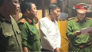 Tạm giữ người tát tài xế, bóp cổ hành khách taxi sau va chạm