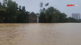 Mưa lớn gây lũ lụt, sạt lở nhiều nơi ở Quảng Trị, Hà Tĩnh, Huế