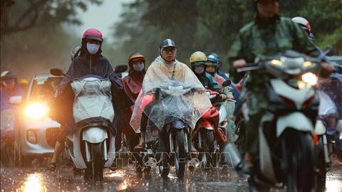 Không khí lạnh mở rộng, lũ trên các sông từ Huế đến Quảng Ngãi sẽ lên