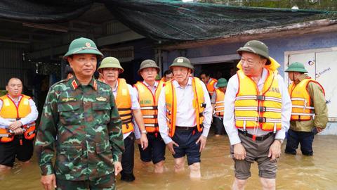 Tổng Bí thư Tô Lâm kiểm tra công tác khắc phục hậu quả mưa lũ tại Huế