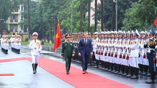 Đại tướng Phan Văn Giang đón và hội đàm với Bộ trưởng Bộ Chiến tranh Hoa Kỳ