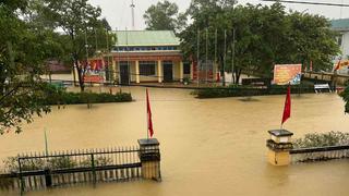 Mực nước sông Bồ vượt lịch sử, hơn 28.000 ngôi nhà bị ngập