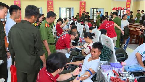 Hơn 700 chiến sĩ Công an hiến máu tình nguyện  