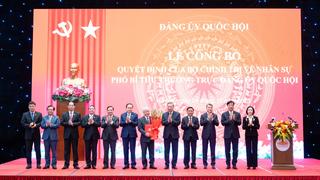 Tổng Bí thư Tô Lâm trao các quyết định của Bộ Chính trị về công tác cán bộ