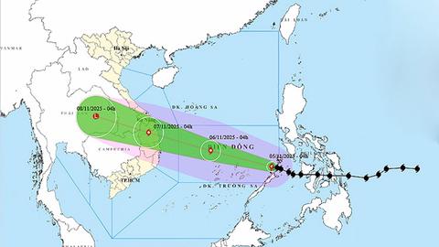 Bão Kalmaegi có khả năng mạnh thêm