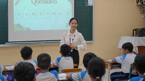 Chuẩn hóa giáo viên - chìa khóa để tiếng Anh trở thành ngôn ngữ thứ hai