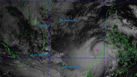Đêm 6/11, bão Kalmaegi đổ bộ vào miền Trung