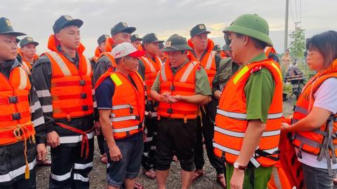 Lực lượng Công an sẵn sàng ứng phó bão số 13