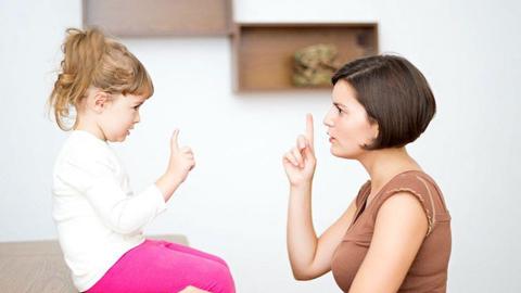 Trách nhiệm của người lớn sau những vi phạm của con trẻ