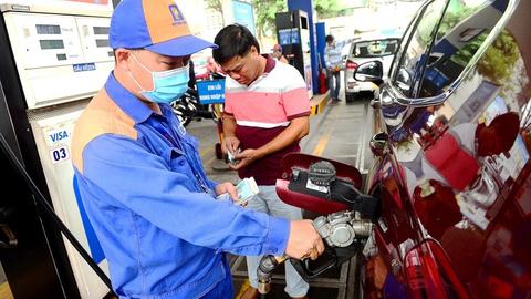 Điều chỉnh giá xăng từ 15h chiều nay