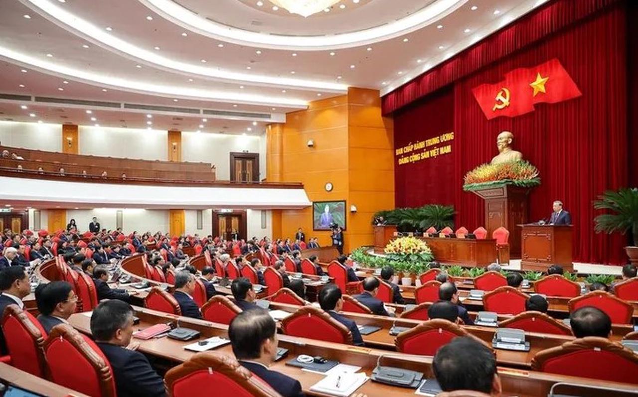 Thông cáo báo chí về ngày làm việc thứ hai và bế mạc Hội nghị Trung ương 14 Thông cáo báo chí về ngày làm việc thứ hai và bế mạc Hội nghị Trung ương 14