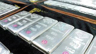 Thị trường bạc hạ nhiệt sau cơn sốt 