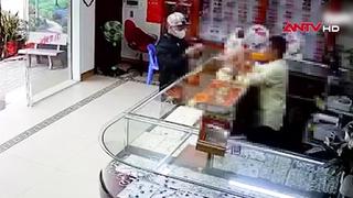 Vây bắt đối tượng cướp tiệm vàng ở Thái Nguyên