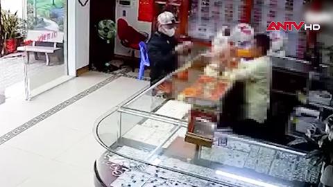 Vây bắt đối tượng cướp tiệm vàng ở Thái Nguyên