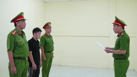 Bắt chủ tài khoản TikTok “Dù Bầu Trời” 