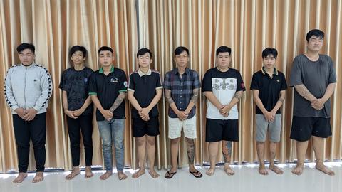 Khởi tố nhóm đối tượng giả danh Công an để cướp tài sản