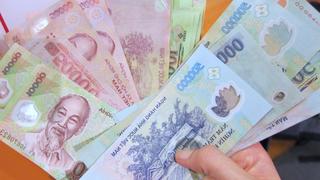 Nạn mua bán tiền giả, tiền phi pháp 