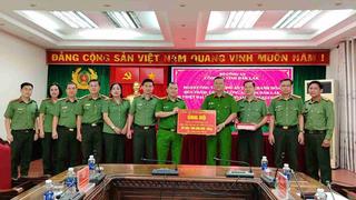 Công an Khánh Hòa hỗ trợ Công an tỉnh Đắk Lắk, Gia Lai khắc phục hậu quả bão số 13