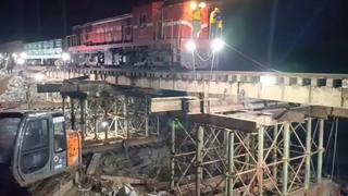 Khôi phục tuyến đường sắt Bắc - Nam sau bão số 13