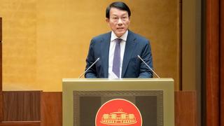 Bộ trưởng Lương Tam Quang trình bày Tờ trình về dự án Luật Phòng, chống ma túy (sửa đổi)