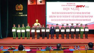 Công an Thủ đô gương mẫu đi đầu trong phong trào thi đua "Ba nhất"