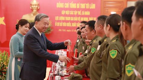 Tổng Bí thư Tô Lâm gặp mặt các tập thể, cá nhân tham gia bảo vệ an ninh, trật tự ở cơ sở tiêu biểu, xuất sắc