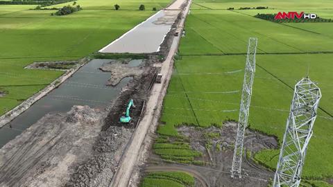 Nguy cơ ẩn dưới cao tốc - Cảnh báo vi phạm hành lang lưới điện