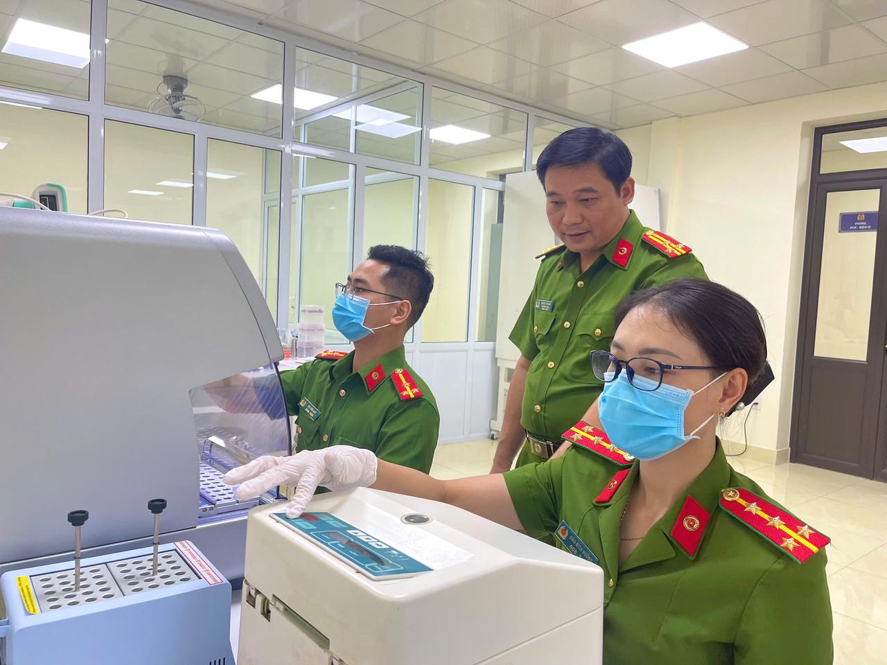 Thượng tá Quách Tiến Hải VÀ TÌNH YÊU, NIỀM SAY MÊ VỚI LĨNH VỰC KỸ THUẬT HÌNH SỰ