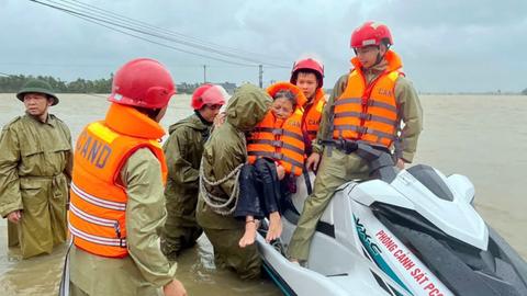 Bộ Công an chỉ đạo chủ động ứng phó mưa lũ khu vực miền Trung