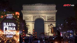 Đại lộ Champs-Élysées rực sáng trong lễ thắp đèn Giáng sinh 