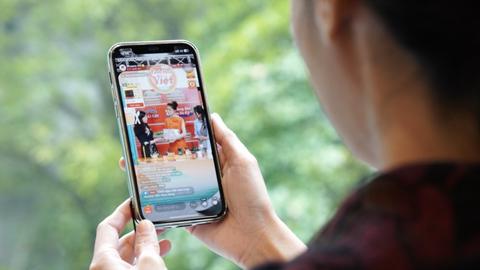 Siết chặt thị trường thương mại điện tử sau loạt KOL bị khởi tố