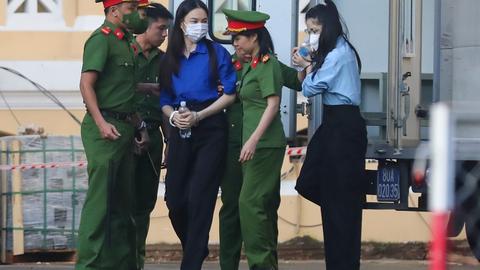 Xét xử vụ án xảy ra tại Công ty cổ phần Tập đoàn Chị Em Rọt