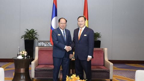 Thứ trưởng Nguyễn Văn Long tiếp xã giao Thứ trưởng Bộ Công an Lào