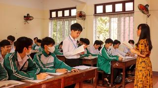 Từ mái trường xưa và câu chuyện tri ân thầy cô