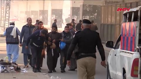 Đánh bom liều chết nhằm vào trụ sở quân sự ở Pakistan         