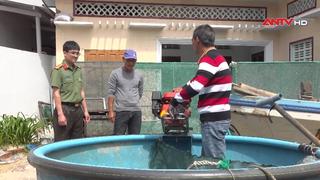 Tình người trong cơn lũ dữ 