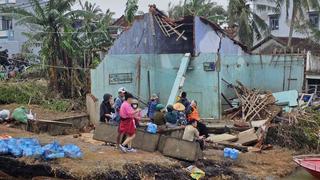 Gượng dậy sau trận lũ lụt lịch sử