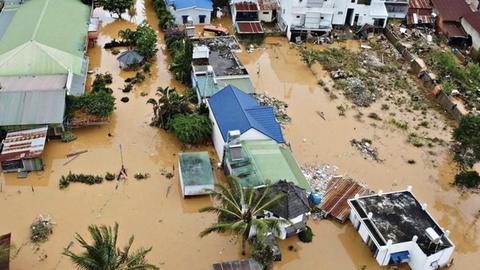 Nhanh chóng sửa chữa, xây dựng lại nhà ở cho nhân dân