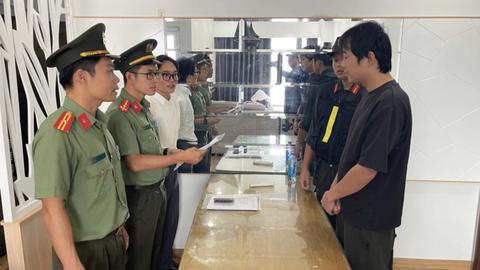 Bắt đối tượng người Hàn Quốc trốn truy nã đỏ quốc tế