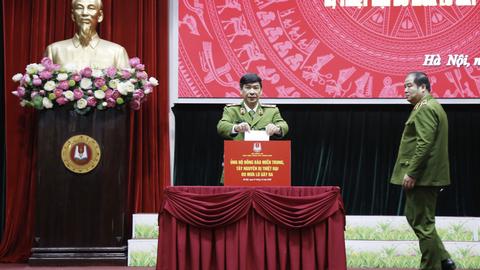 Học viện CSND phát động phong trào thi đua “Ba nhất” và ủng hộ đồng bào miền Trung 