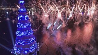 Khánh thành cây thông Noel nổi tại Vịnh Botafogo, Rio de Janeiro