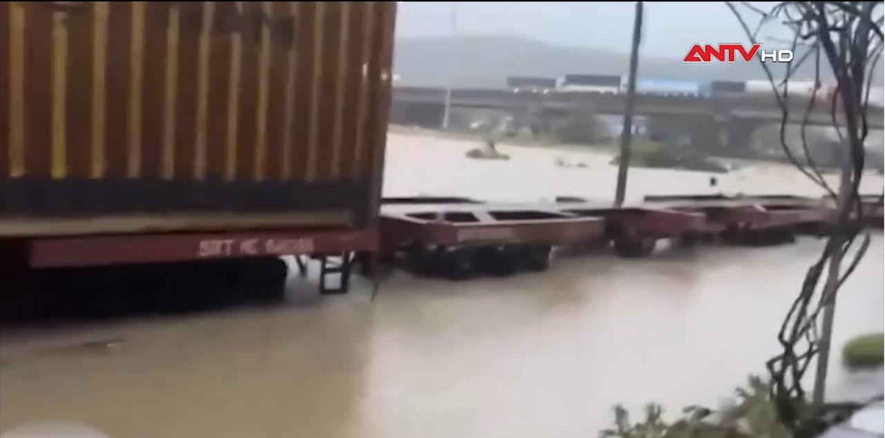 Đường sắt thiệt hại gần 50 tỷ đồng do mưa lũ