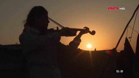 Những thanh âm giữa tro tàn đổ nát