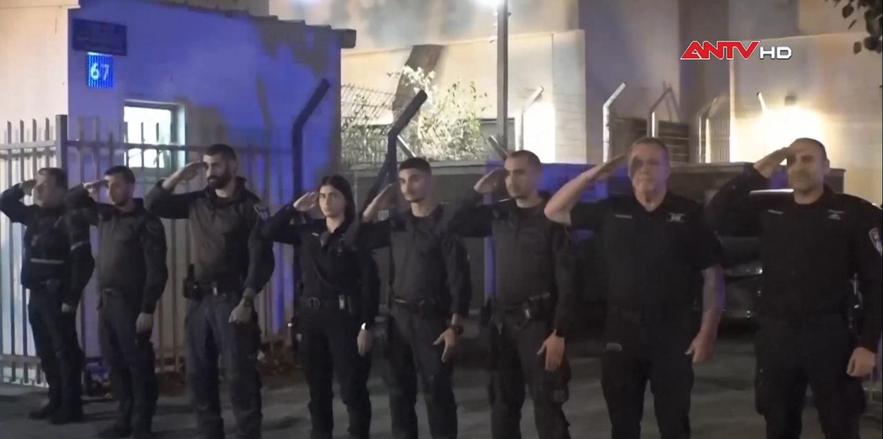 Israel tiếp nhận hài cốt con tin từ Dải Gaza 